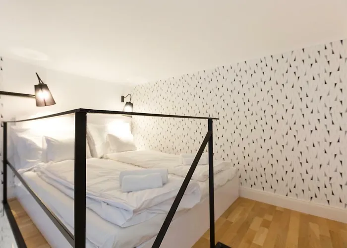 Leah * Будапешт