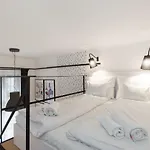 Leah Apartment *
